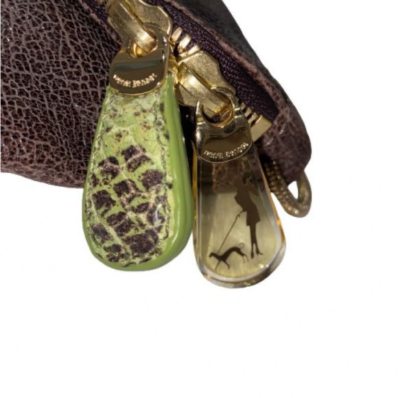 Henri Bendel Dark Brown Clutch with Gold Zipper - Picture 6 of 8